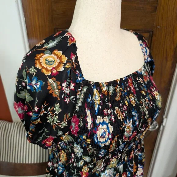 Smocked Floral Jumpsuit with Tie Back - Picture 4 of 6